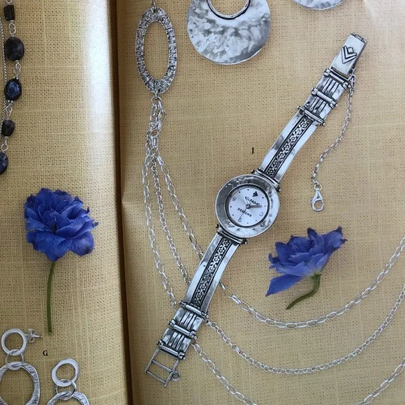 Silpada round hammered sterling silver watch T1749